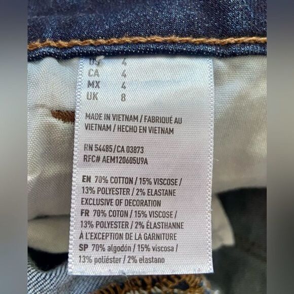 Women’s American Eagle dark blue super stretch roll up hem Jean shorts size 4 - Picture 6 of 16